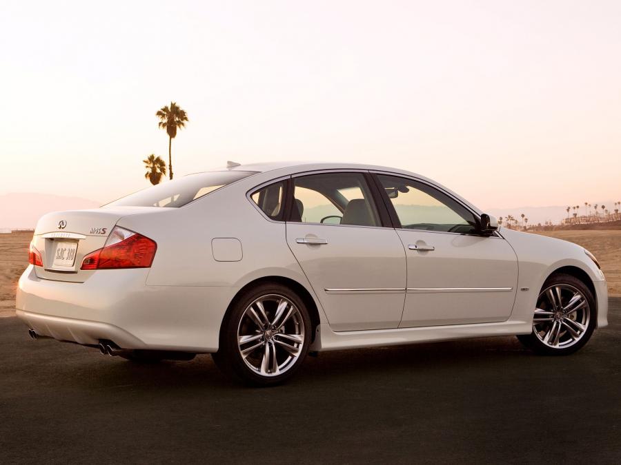  Infiniti M45 S 2008 года  (фото 18 из 20)